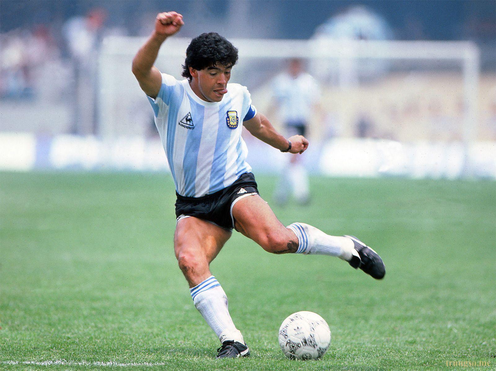 Giải mã cuộc đời và sự nghiệp đầy biến động của Diego Maradona qua năng lượng của Số Master 11. 