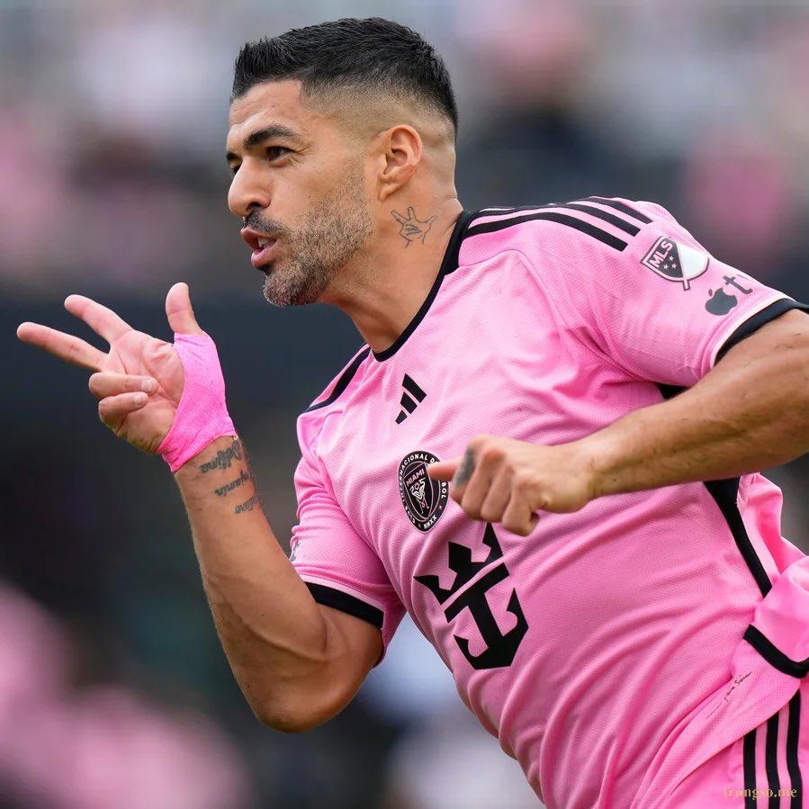 Luis Suárez & Số 7: Phân Tích Bản Năng Sát Thủ Qua Năng Lượng Nội Tâm