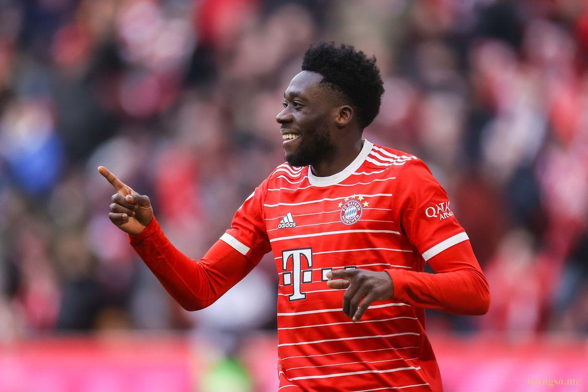 Alphonso Davies và Bí mật Tốc độ Vô song Đằng sau Con số 6